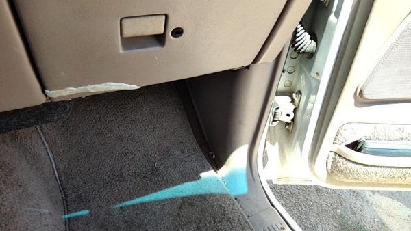1991-1994 Ford Explorer Passenger Right Lower Kick Trim Panel Oem Tan — photo 1