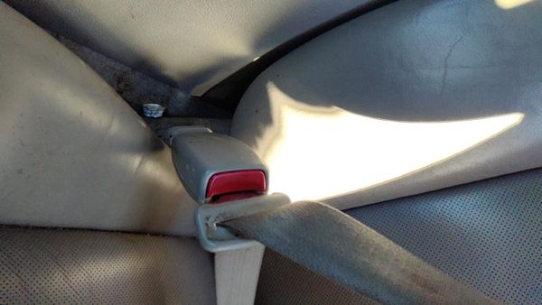 2005-2011 Cadillac Sts Driver Left Front Seat Belt Buckle Receiver Oem Gray 132 — photo 5