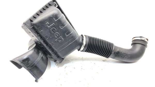 2004-2007 Jeep Liberty Complete Air Intake Filter Box Housing With Tube Oem 3.7L — photo 1
