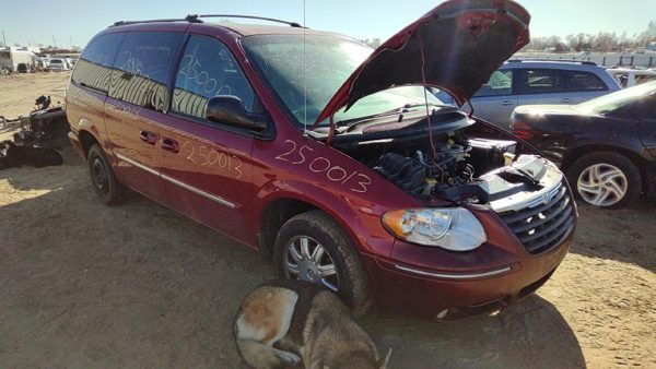 2006 Chrysler Town Cntry — vehicle photo 7