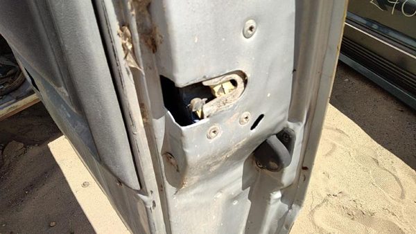 1981-1993 Dodge Ram W250 Passenger Right Front Door Latch With Rods/Cables Oem — photo 3