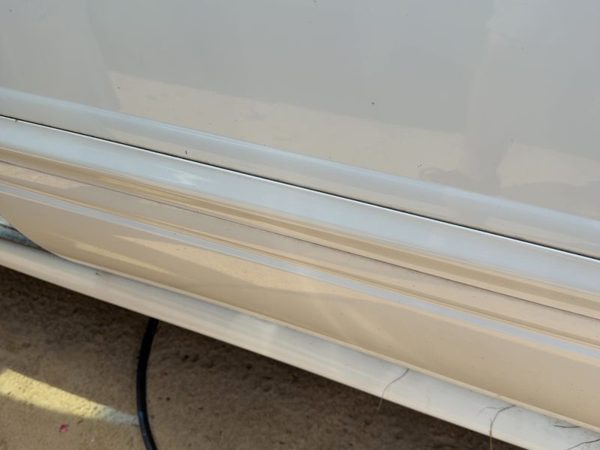 00-05 Lesabre Driver Left Rear Moulding From Door Oem Back Trim Strip White 40U — photo 3