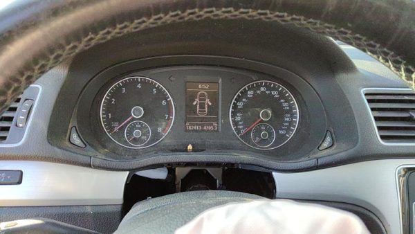 2013-2014 Vw Passat Speedometer Cluster Instrument Gauges Panel Oem Dash — photo 3