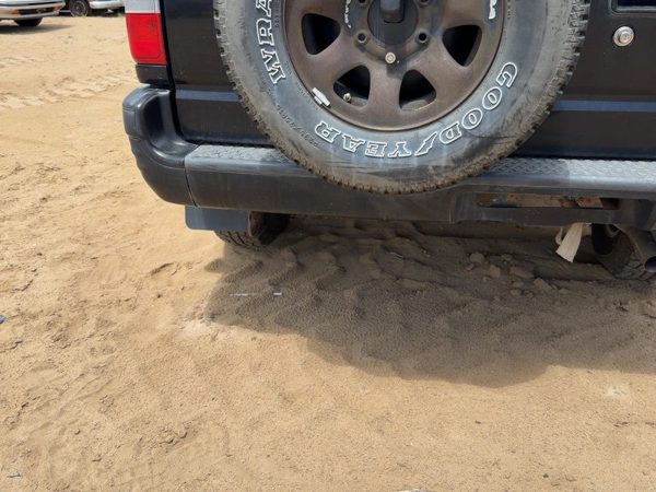 1998-1999 Isuzu Rodeo Rear Bumper Cover Assembly Oem Back 5903547 — photo 3