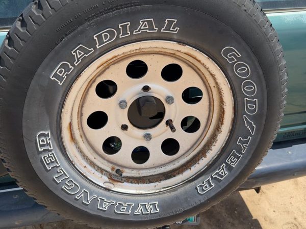 1993-1997 Isuzu Rodeo 15" Steel Wheel Oem Factory Rim 4403671 — photo 4