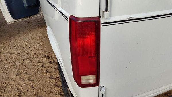 1985-2005 Gmc Safari Driver Left Tail Light Brake Lamp Oem Rear 05978023 — photo 1