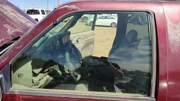 1992-2000 Gmc Yukon Driver Left Front Side Window Door Glass Oem 15696941 — photo 3