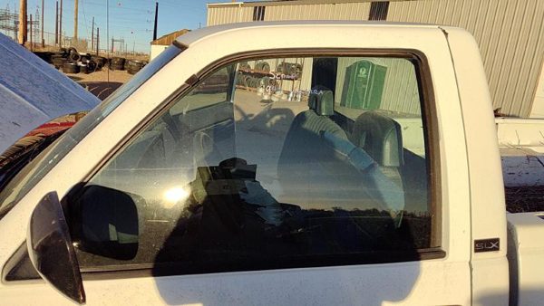 1988-2000 Gmc Sierra 2500 Driver Left Front Side Window Door Glass Oem 15612851 — photo 4