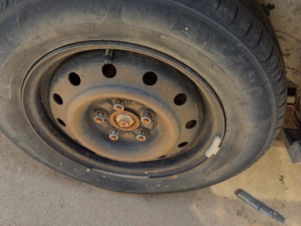 1990-1994 Subaru Legacy Rhd 14" Wheel Oem Factory Rim 14X5 28111Aa180 — photo 1