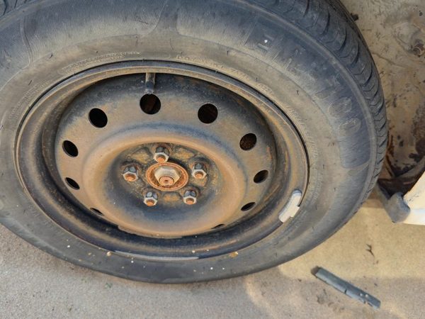 1990-1994 Subaru Legacy Rhd 14" Wheel Oem Factory Rim 14X5 28111Aa180 — photo 2