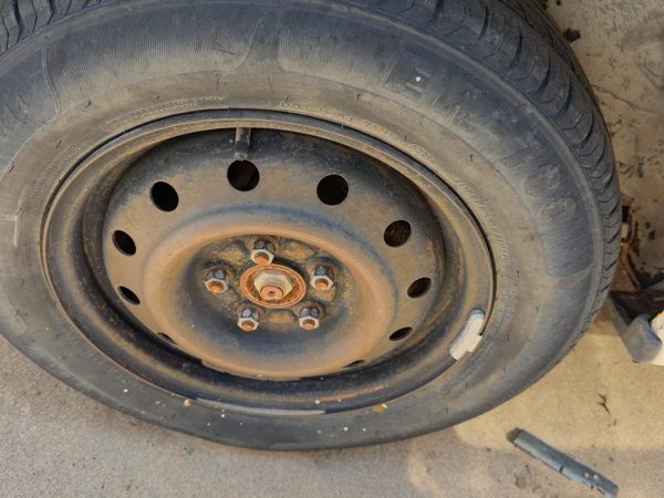 1990-1994 Subaru Legacy Rhd 14" Wheel Oem Factory Rim 14X5 28111Aa180 — photo 3