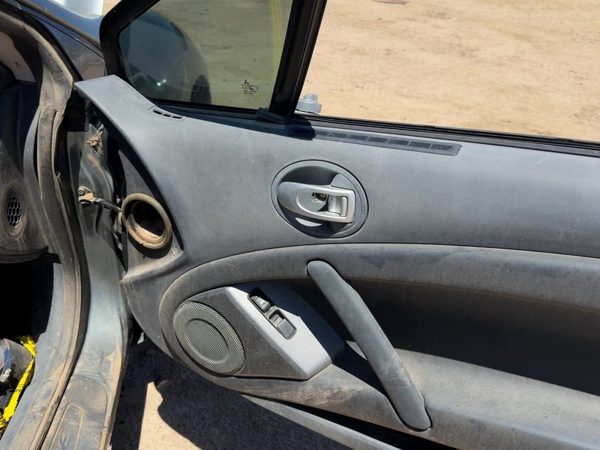 06-12 Eclipse Passenger Right Front Door Trim Panel With Switches Hatchback Gray — photo 7