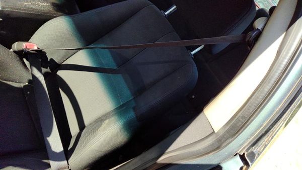 06-08 Grand Prix Driver Left Front Seat Belt Retractor Shoulder Ebony 19B — photo 2