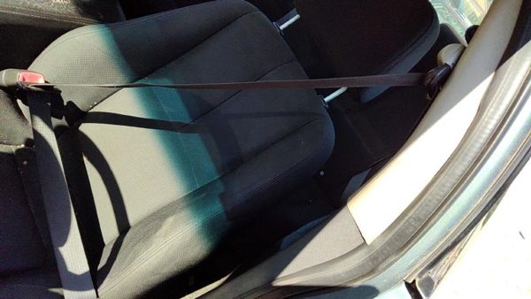 06-08 Grand Prix Driver Left Front Seat Belt Retractor Shoulder Ebony 19B — photo 3