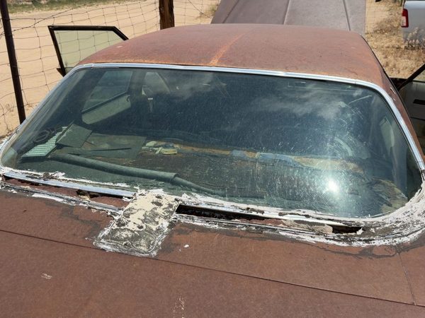1971-1974 Chevy Impala Back Glass Rear Window Oem Db04639Gt — photo 1