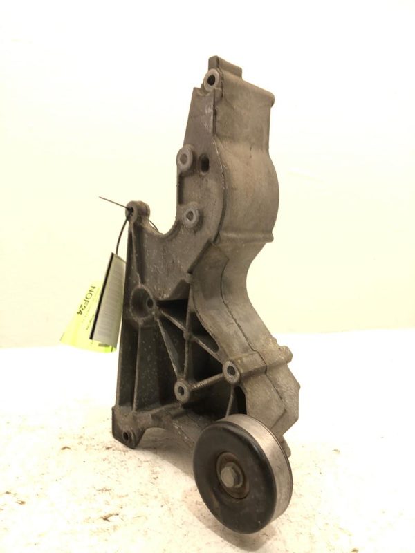 2014 Chevy Express Van 2500 Alternator Power Steering Mount Bracket Oem 6.0L — photo 1