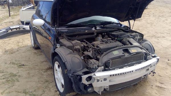 2003 Mini Cooper — vehicle photo 8