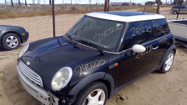 2003 Mini Cooper — vehicle photo 10