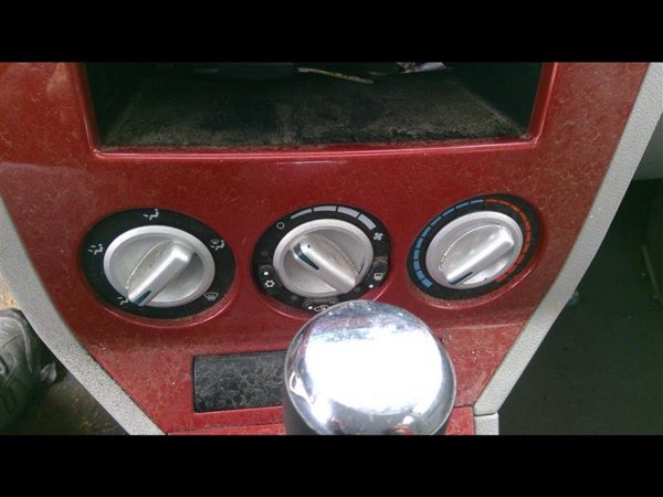 2007 Dodge Caliber Temperature Control With Ac Heater Control Head Unit Oem — photo 2