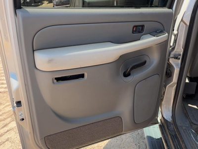 00-06 Suburban 1500 Driver Left Rear Door Trim Panel With Switches Back Gray 92I