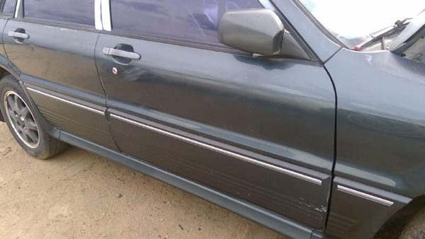 1991 Mitsubishi Galant VR-4 Passenger Right Front Door Shell OEM RH Green — photo 4