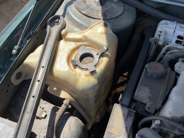 1999 Chevy Lumina Coolant Reservoir Radiator Overflow Tank Bottle Oem 3.1L — photo 3
