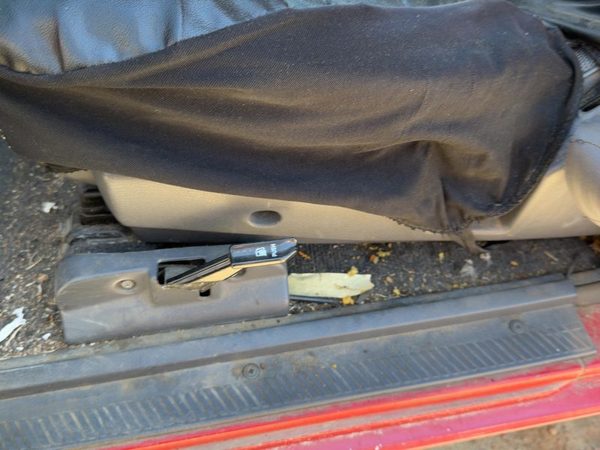 90-95 Nissan Pathfinder Driver Left Side Seat Trim Panel OEM Gray — photo 3