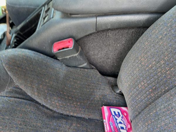 2001 Chevy S10 Blazer Driver Left Front Seat Belt Buckle Receiver Graphite 12H — photo 5