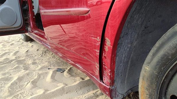 2010 Dodge Charger Rear Door LH Prh Inferno Red 05174197AB — photo 7