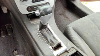 2009 Chevy Malibu Floor Shifter Lever Assembly Shift Unit Automatic Transmission