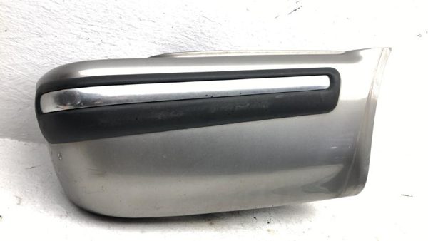 98-05 Chevy S10 Blazer Passenger Right Rear Bumper End Cap Oem Quarter Mouding — photo 4