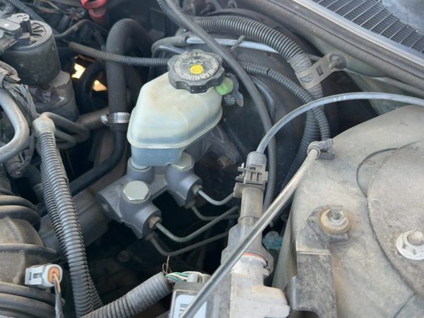 95-01 Chevy Lumina Power Brake Booster with Master Cylinder Pair Set 18029965 — photo 3