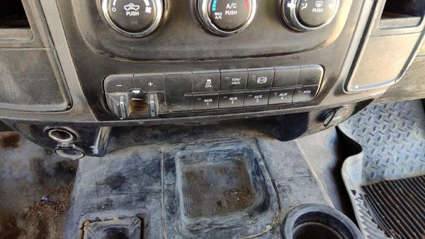 15-18 Dodge Ram 4500 Button Set And Trailer Brake Controller On Dash Oem — photo 4