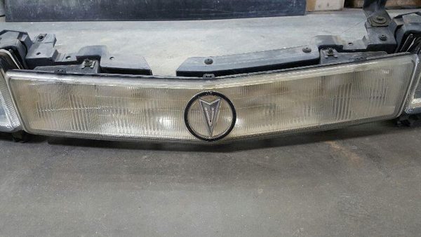 1996 Pontiac Grand Prix Fog/mark/park/turn Light/lamp Unknown Side - RH Or LH — photo 1
