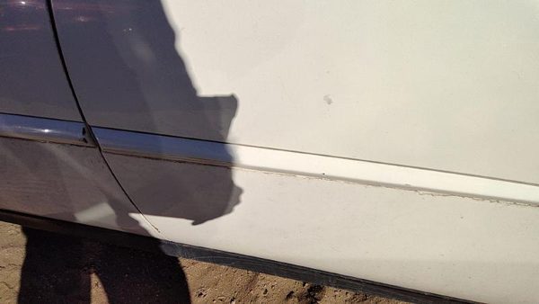 05-09 Lacrosse Driver Left Rear Moulding From Door Oem Back Trim Strip White 40U — photo 2