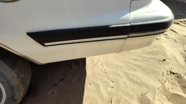 89-96 Buick Century Driver Left Rear Moulding On Quarter Panel Oem — photo 1