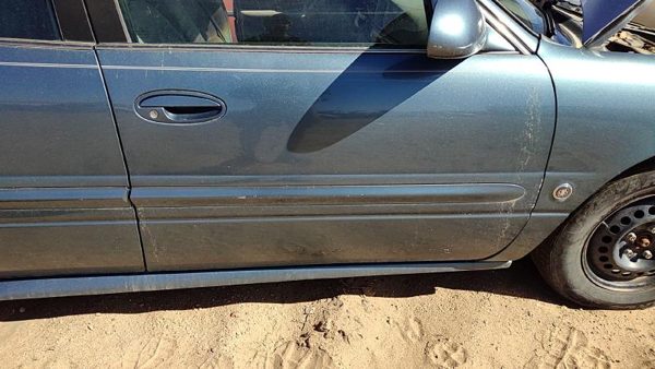 2001 Buick LeSabre Front Door RH Blue — photo 1