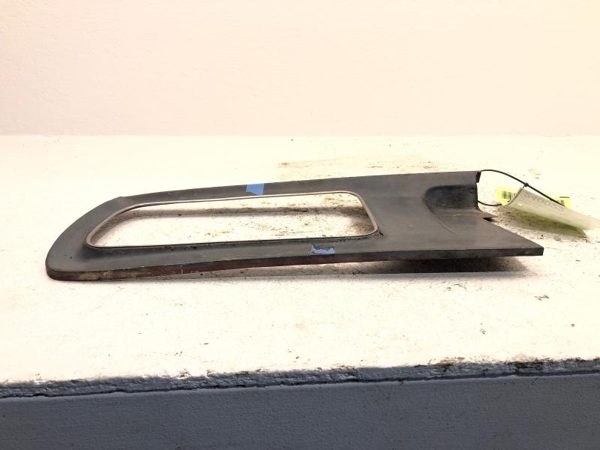 1970-1971 Nissan Datsun 240Z Driver Left Rear Trim Surround For Tail Light Oem — photo 2