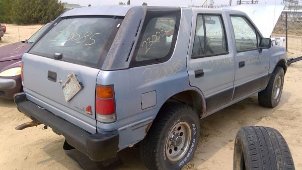 1992 Isuzu Rodeo — vehicle photo 6