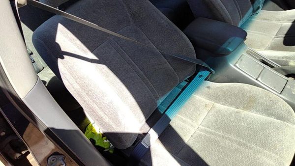 1999 Toyota Camry Passenger Right Front Seat Belt Retractor Oem Shoulder Gray 10 — photo 1