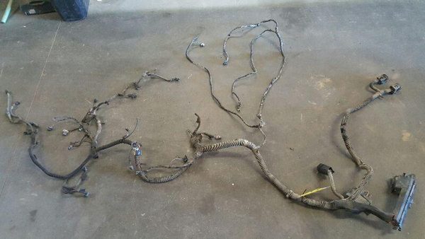 2002 Cavali Wire Harness (engine) Cavalier Engine 2.4L Complete Wiring OEM — photo 1