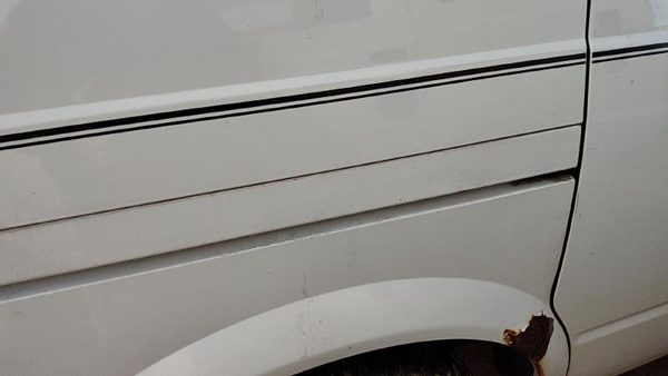 85-94 Gmc Safari Right Rear Sliding Door Roller Cover Trim Panel Moulding White — photo 5