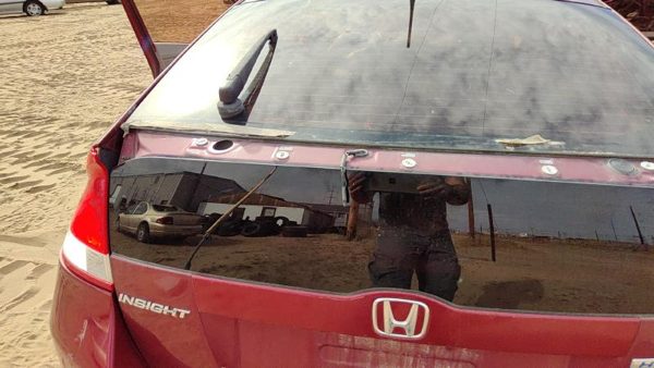 2010-2014 Honda Insight Lower Back Glass Rear Window Oem 73711Tm8A02 — photo 4