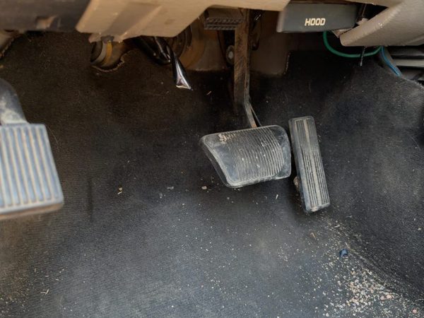 2002 Dodge Ram 1500 Brake Pedal Assembly Oem — photo 2