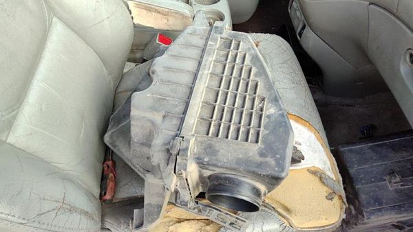 2005-2006 Honda Odyssey Air Intake Cleaner Filter Box Housing Oem 3.5L I-Vtec — photo 1