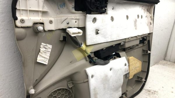 11-14 Legacy Outback Driver Left Front Door Trim Panel With Master Switch Ivory — photo 16