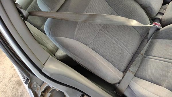 96-99 Ford Taurus Passenger Right Front Seat Belt Retractor Oem Shoulder Gray — photo 2
