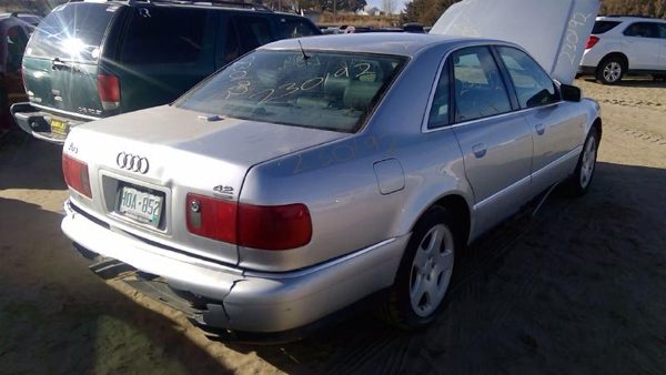 2000 Audi A8 Quattro — vehicle photo 6