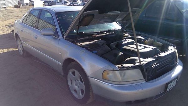 2000 Audi A8 Quattro — vehicle photo 8