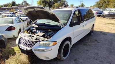 1998 Chrysler Town Cntry Strut Assembly LH & Country